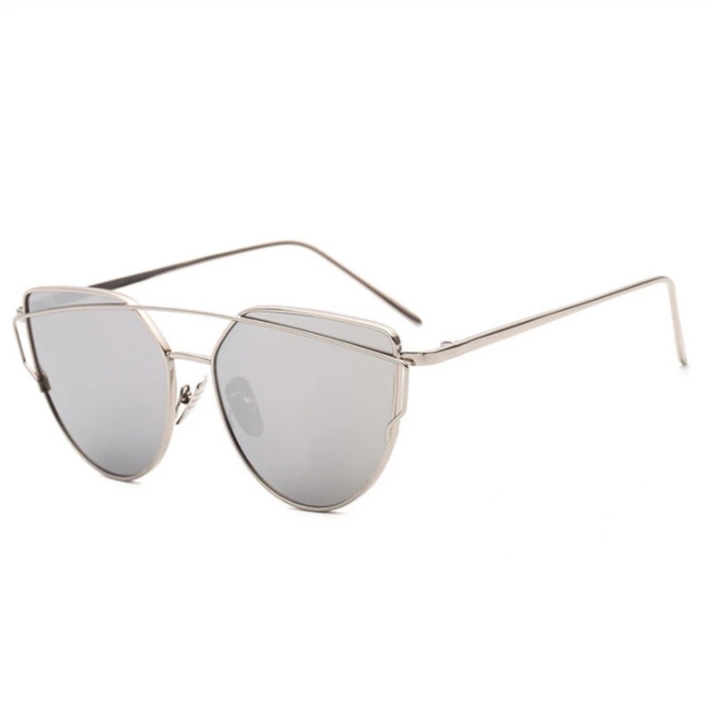 Sunglass